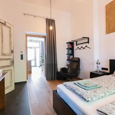 Apartman Zentrales & Modernes City-apartment - Free Parking & Bikes *