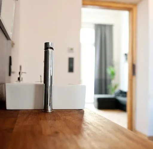 Apartment Zentrales & Modernes City-apartment - Free Parking & Bikes *